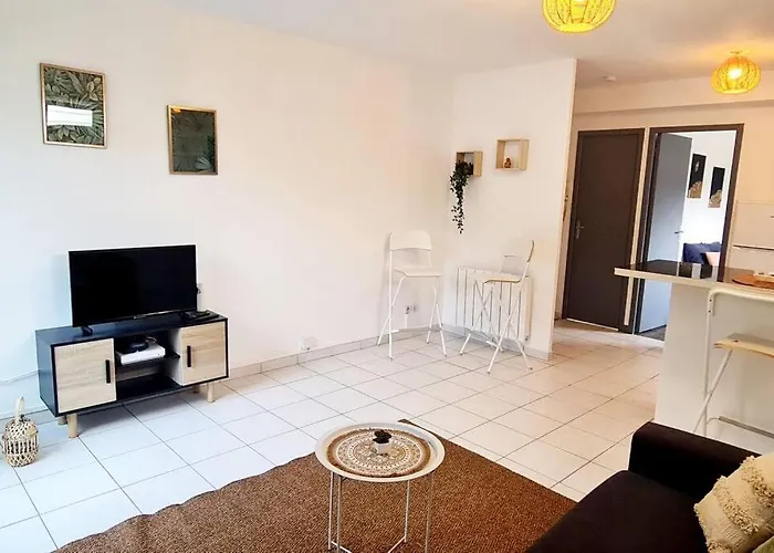 Chic Et Elegant, Parking Wifi