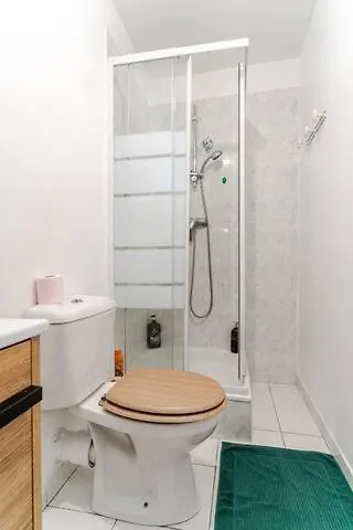 Apartment Chic Et Elegant, Parking Wifi